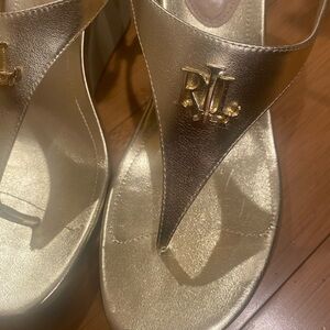 Lauren Ralph Lauren Jeannie Wedge Sandal- Adjustable T-Strap - Gold Size 8.5B
